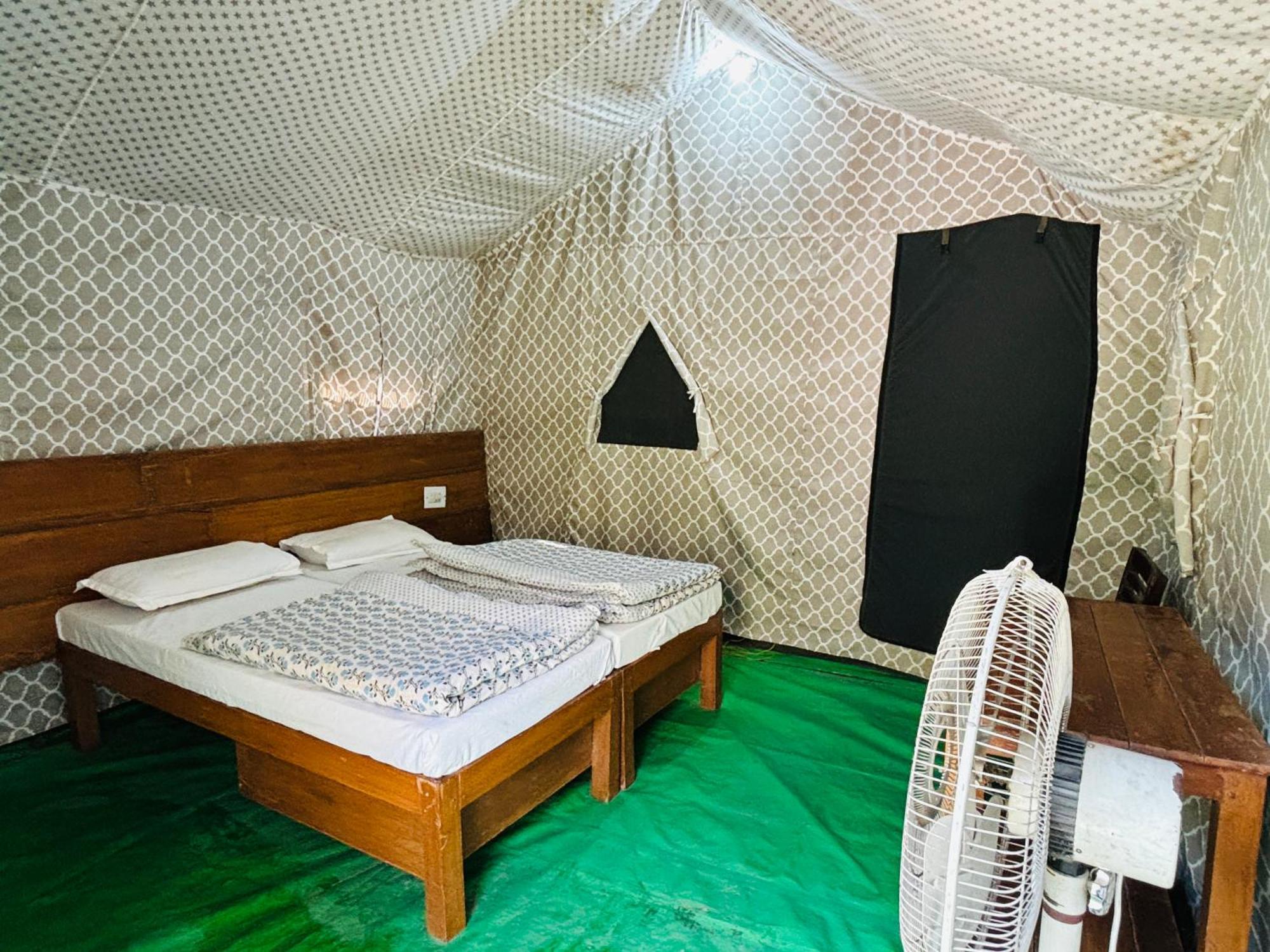 Camp High 5 Jayalgarh Hotell Dāngchura Exteriör bild
